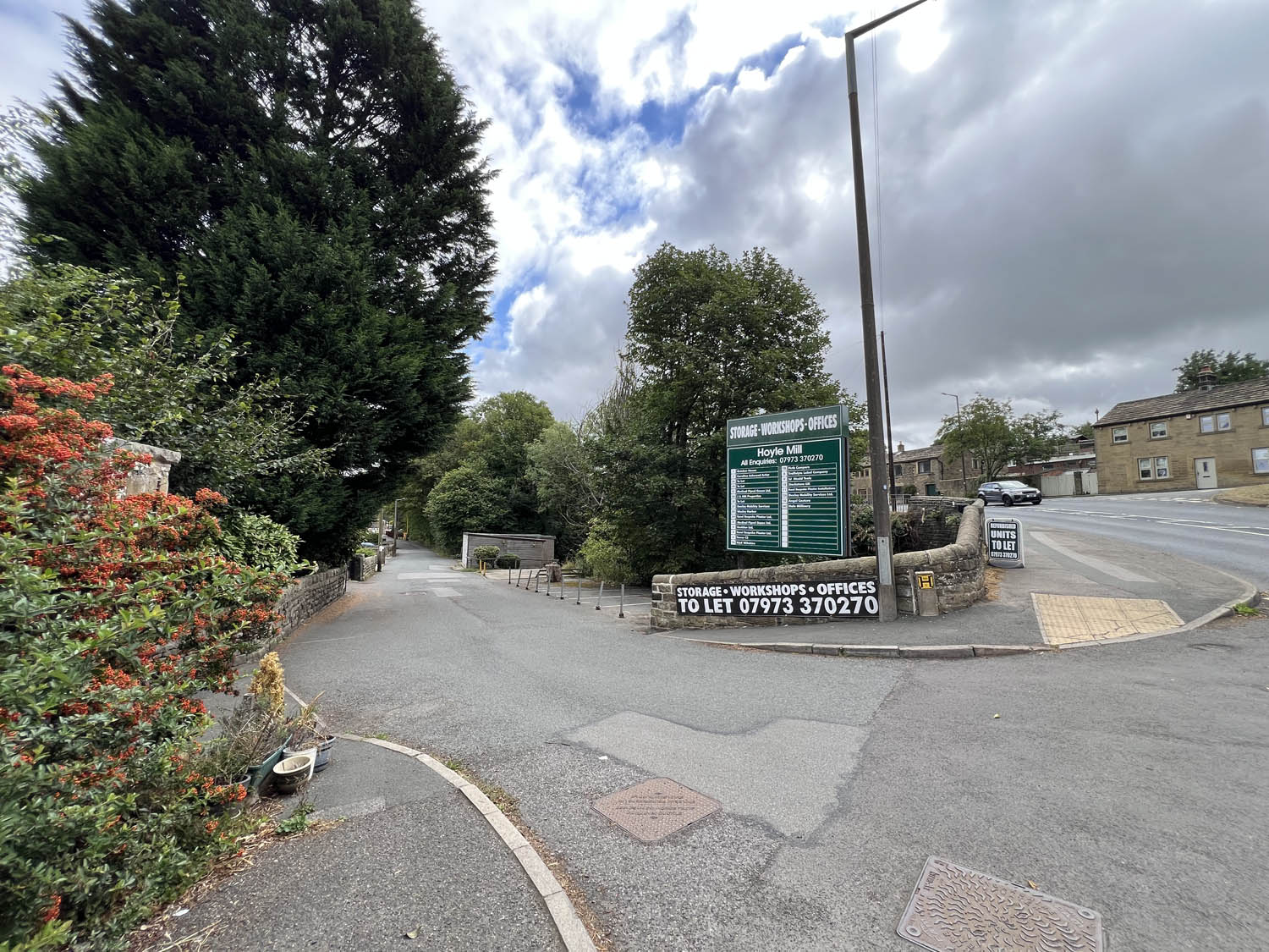 An image of the Hoyle Mill signage.